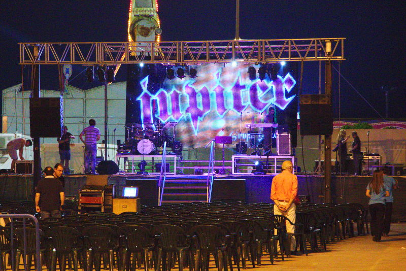 Inaugura las fiestas el grupo 'Jupiter'